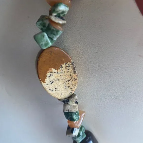 Semi Precious/Natural Stone Indian Agate & Other Stones Collar Necklace